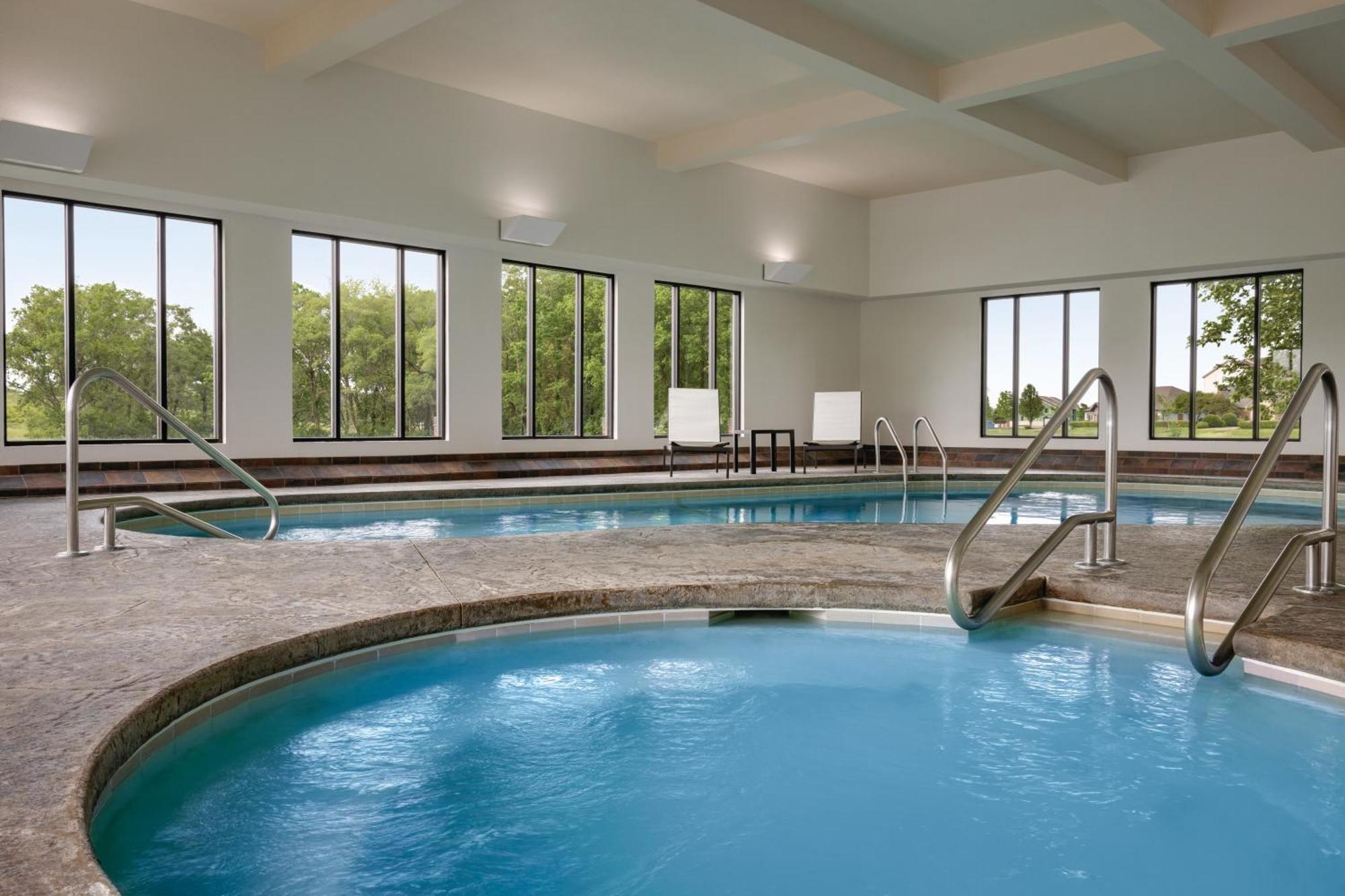 La Quinta By Wyndham Springfield Airport Plaza Hotel Buitenkant foto