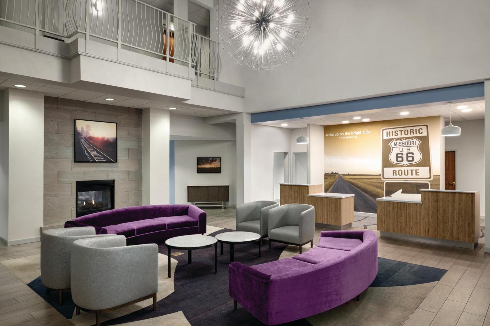 La Quinta By Wyndham Springfield Airport Plaza Hotel Buitenkant foto