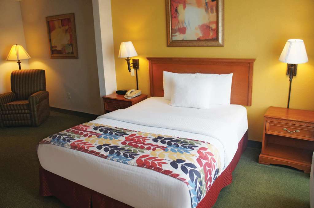 La Quinta By Wyndham Springfield Airport Plaza Hotel Kamer foto