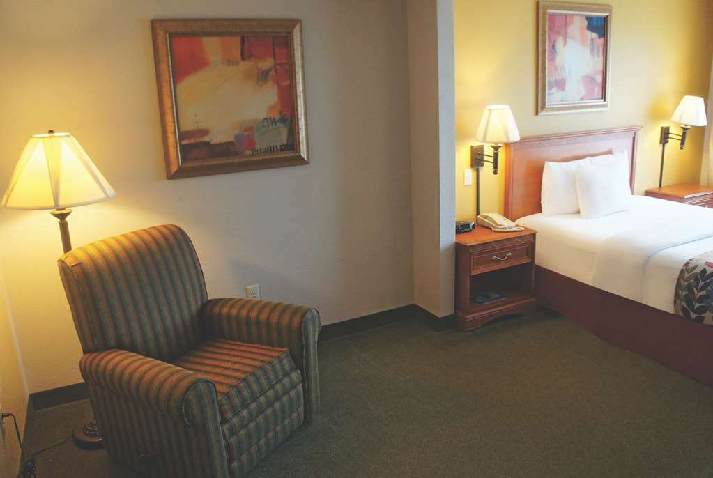 La Quinta By Wyndham Springfield Airport Plaza Hotel Kamer foto